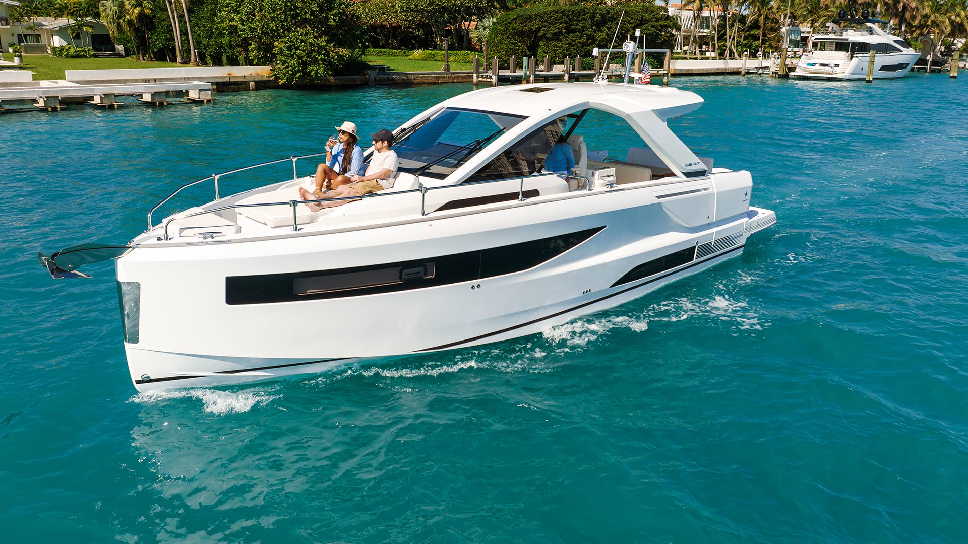 Jeanneau DB/37 OB — photo 2