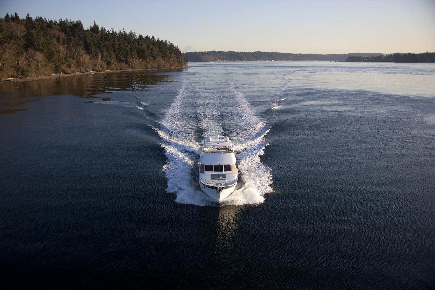 Outer Reef Yachts 630 Cockpit Motoryacht — photo 6