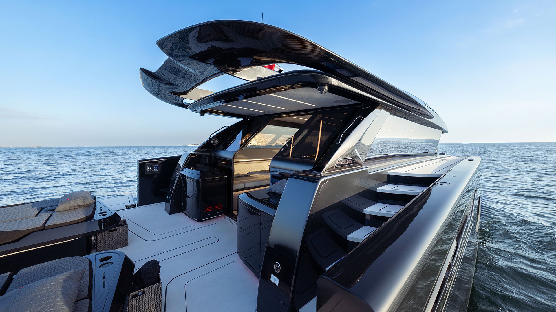 Sunreef Yachts BRABUS Ultima 55 — photo 7
