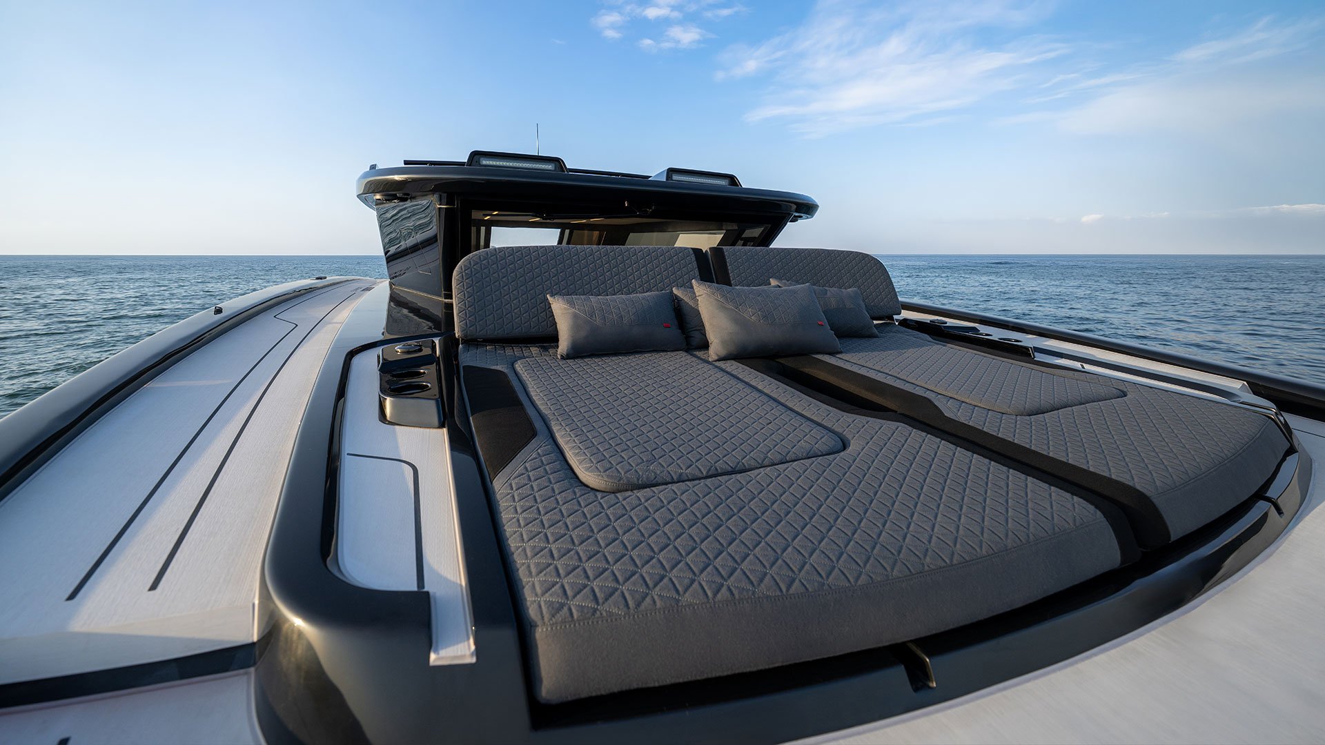 Sunreef Yachts BRABUS Ultima 55 — photo 10