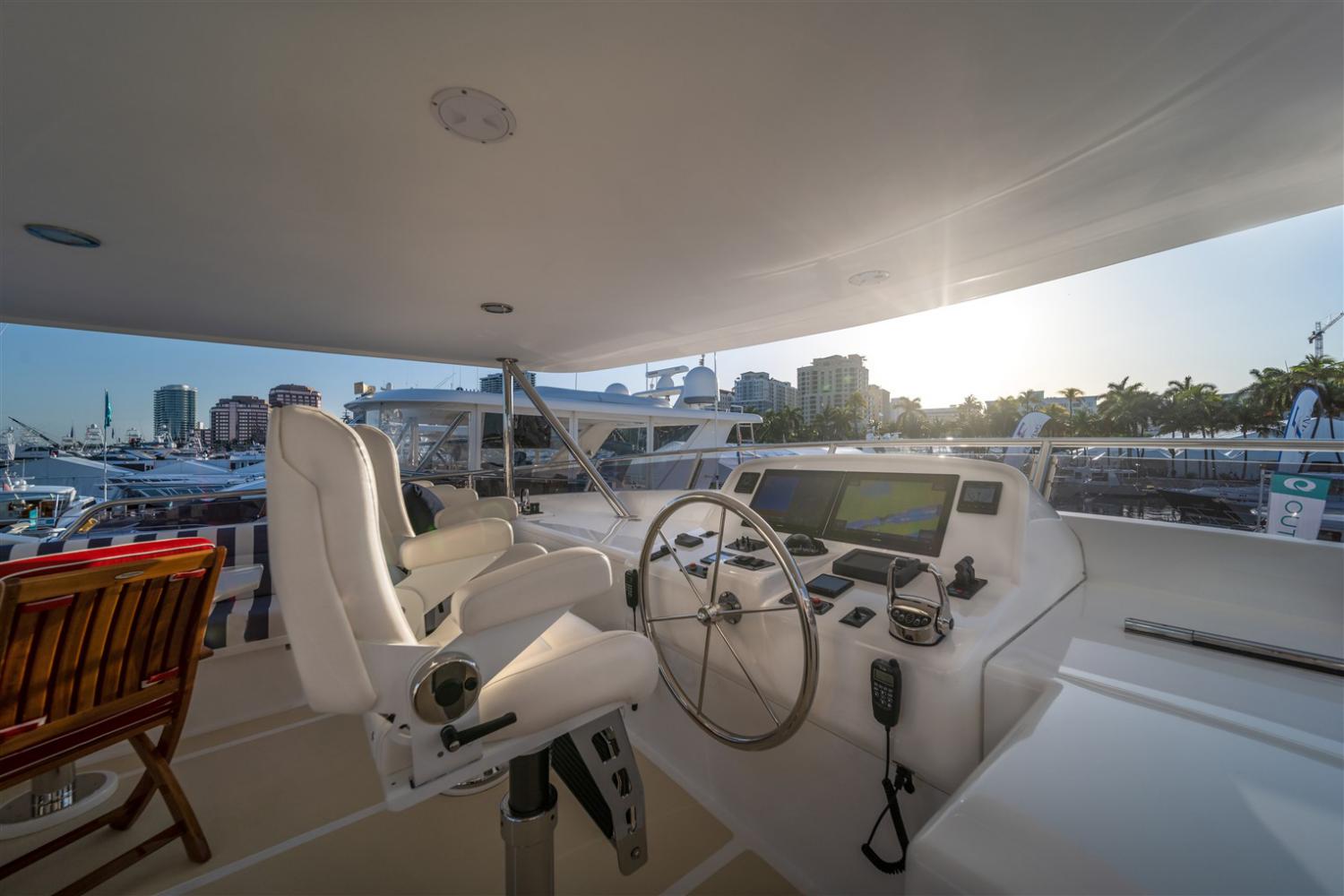 Outer Reef Yachts 900 Motoryacht — photo 9