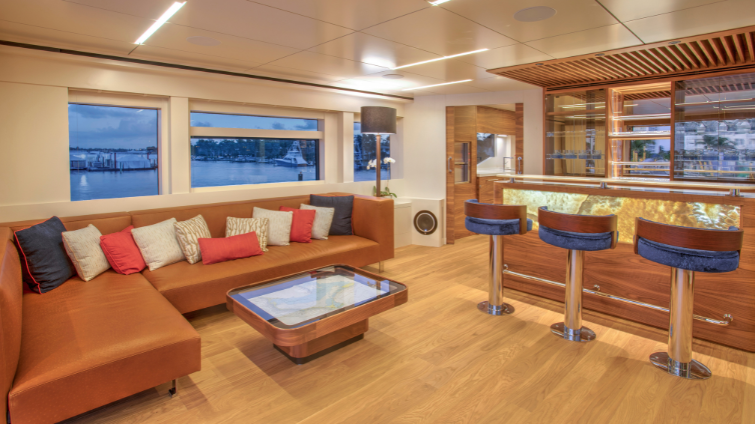 UPPER-DECK-LOUNGE