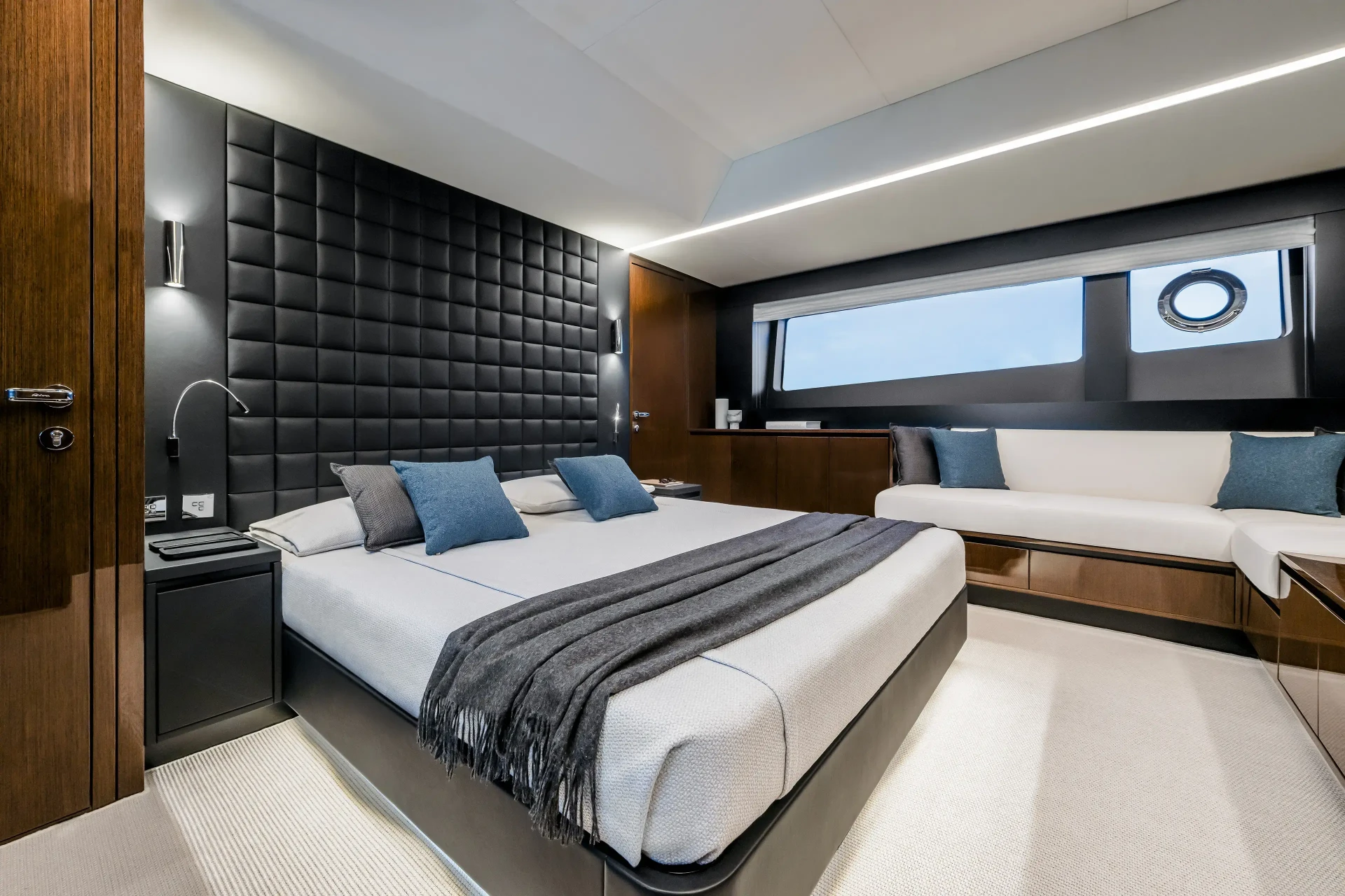 Riva 82' Diva — photo 11