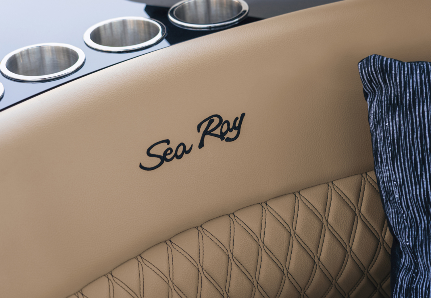 Sea Ray SLX 260 — photo 3