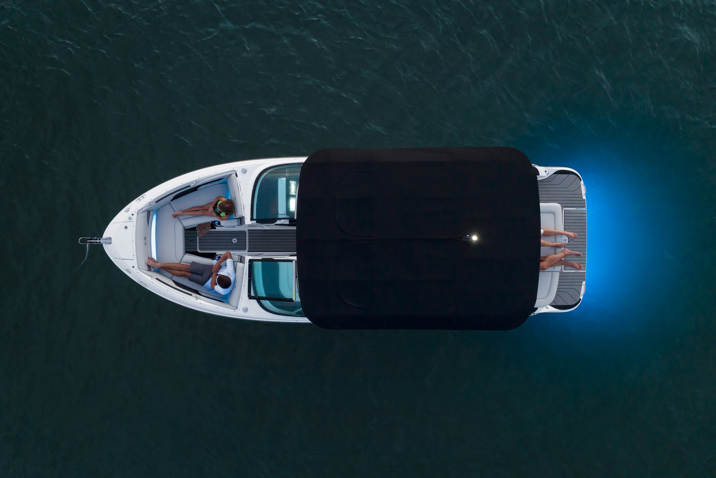 Sea Ray SLX 260 — photo 9
