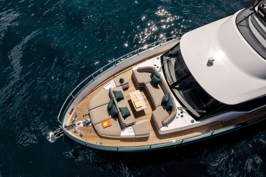 Azimut Magellano 60 — photo 9