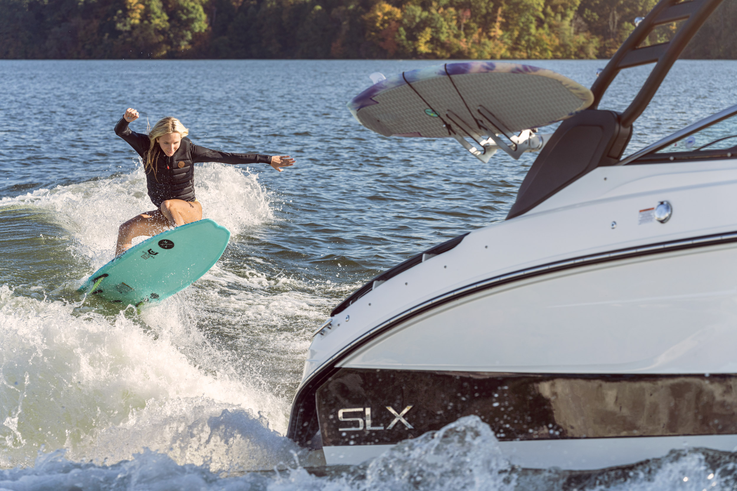 Sea Ray SLX 260 Surf — photo 3