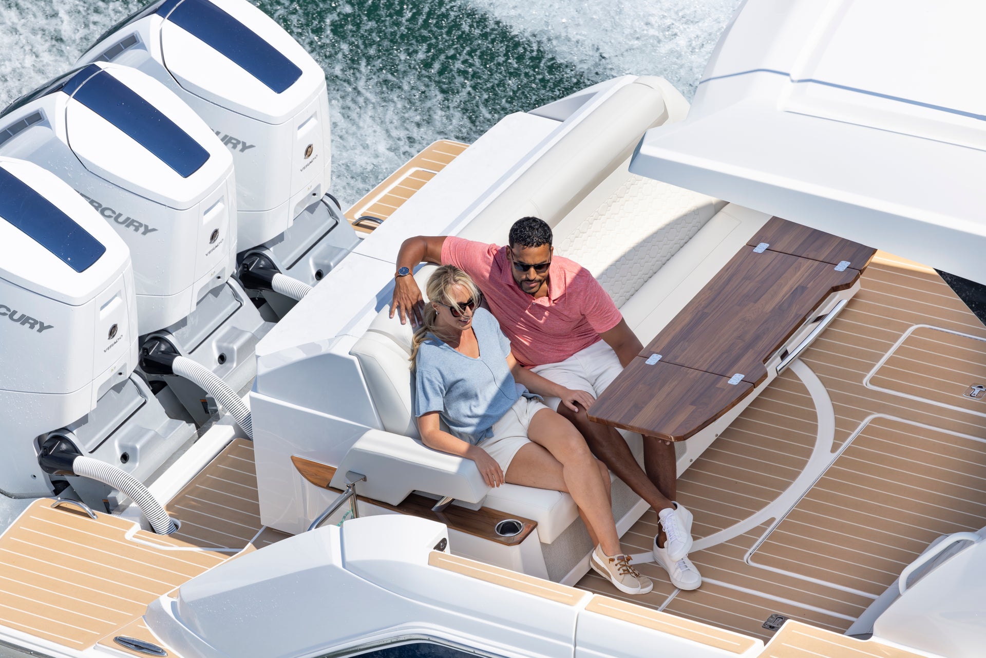 Tiara Yachts 48 LE — photo 5