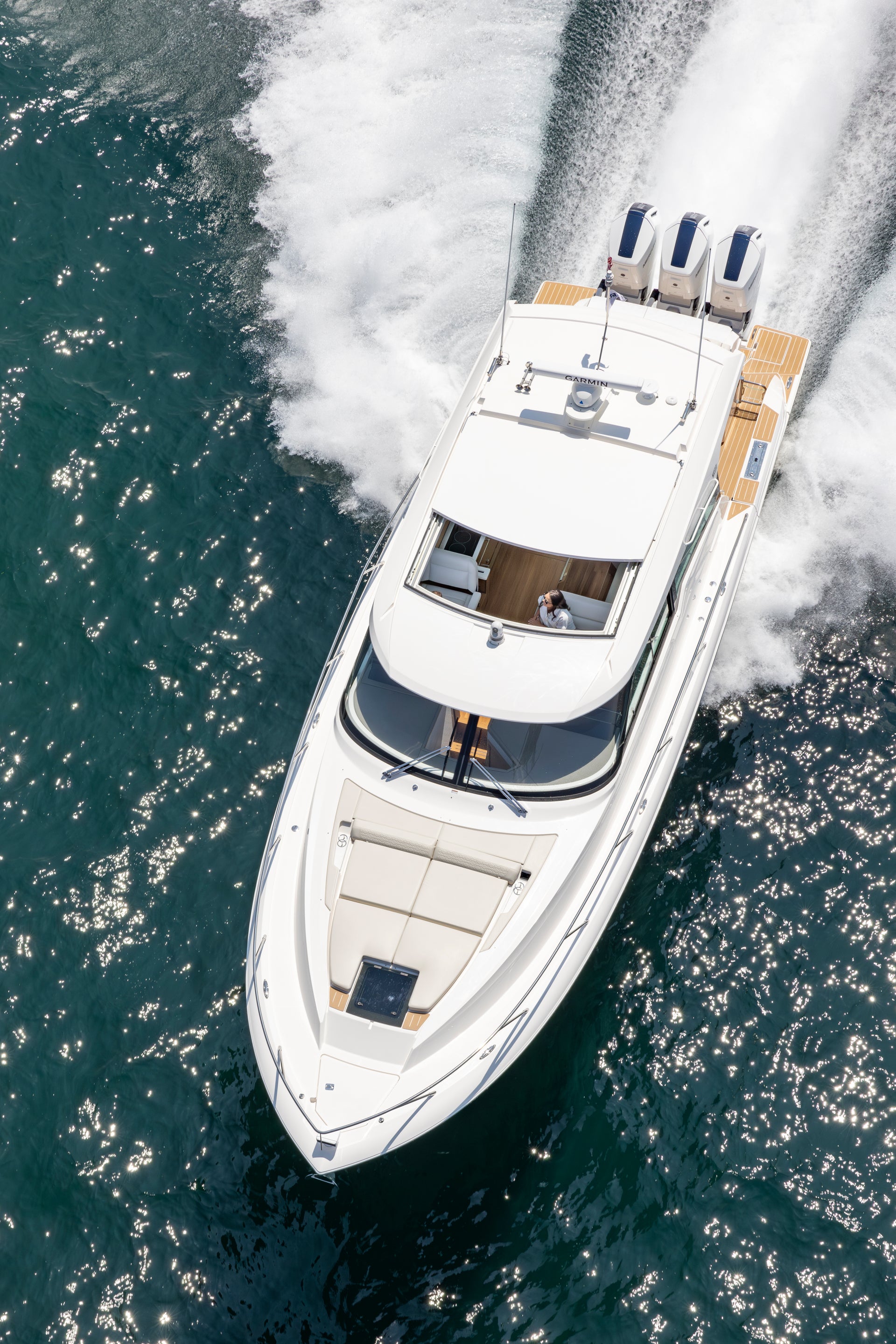 Tiara Yachts 48 LE — photo 10
