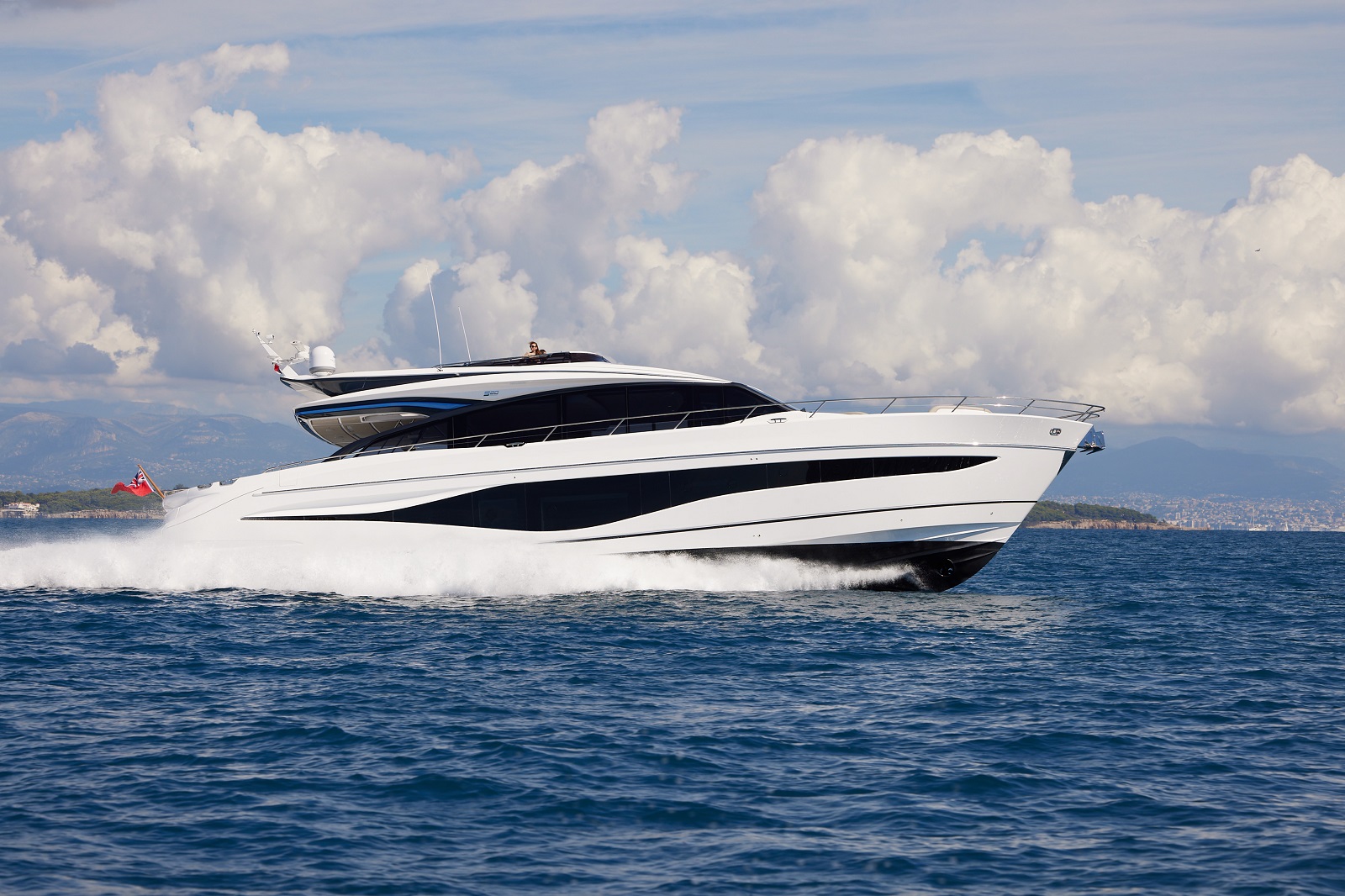 Princess S80 — photo 6