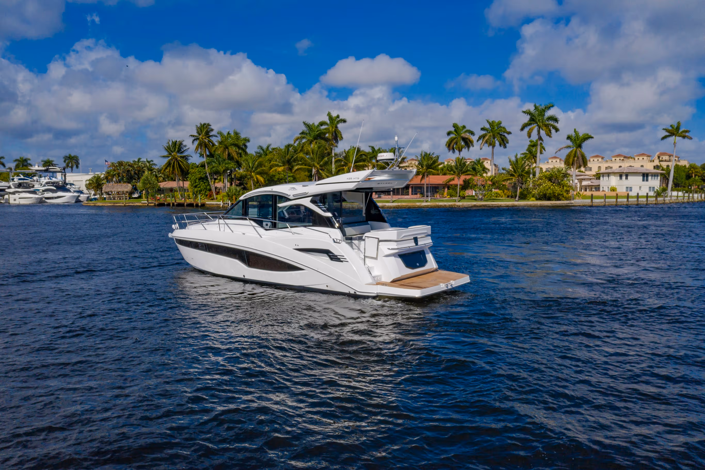 Galeon 425 HTS — photo 7