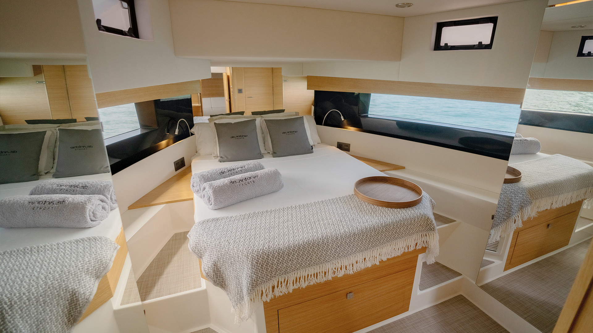 De Antonio Yachts D50 Coupe — photo 9