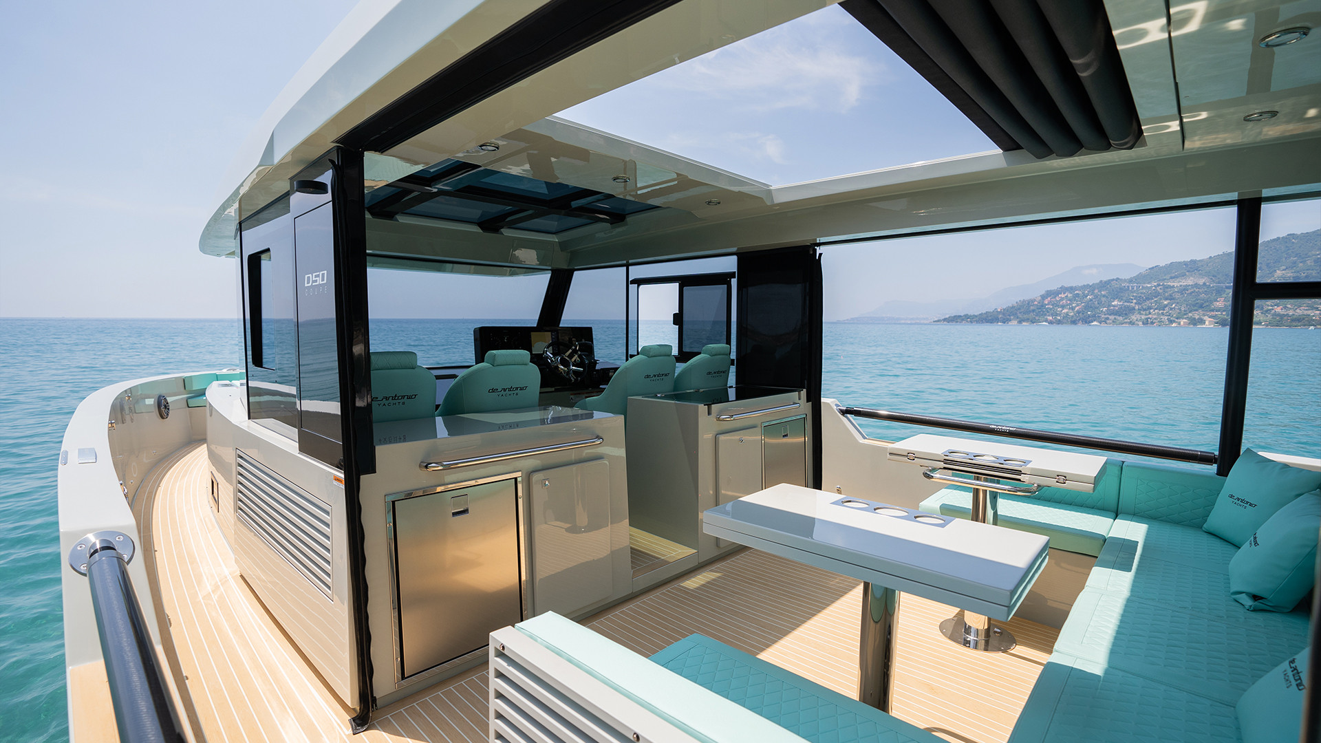 De Antonio Yachts D50 Coupe — photo 6