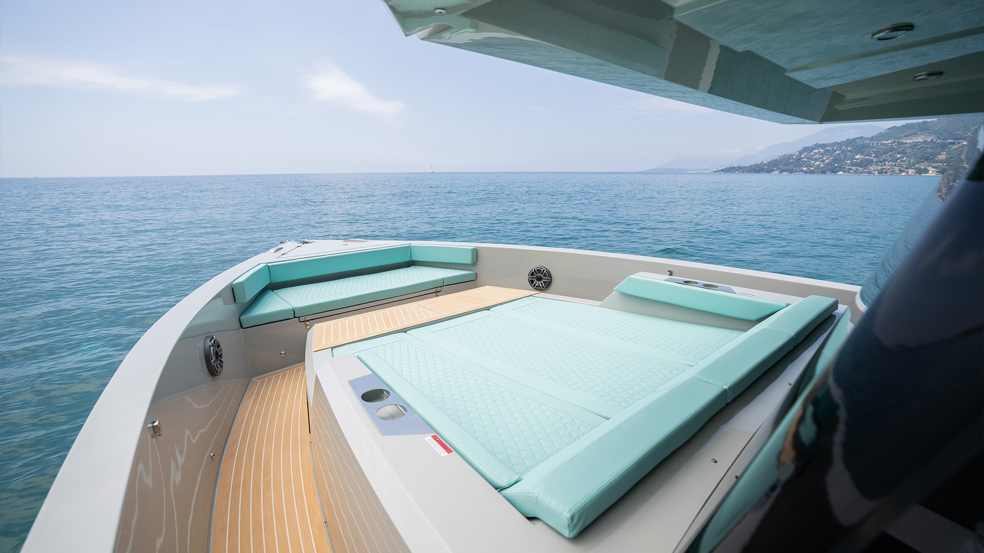 De Antonio Yachts D50 Coupe — photo 5