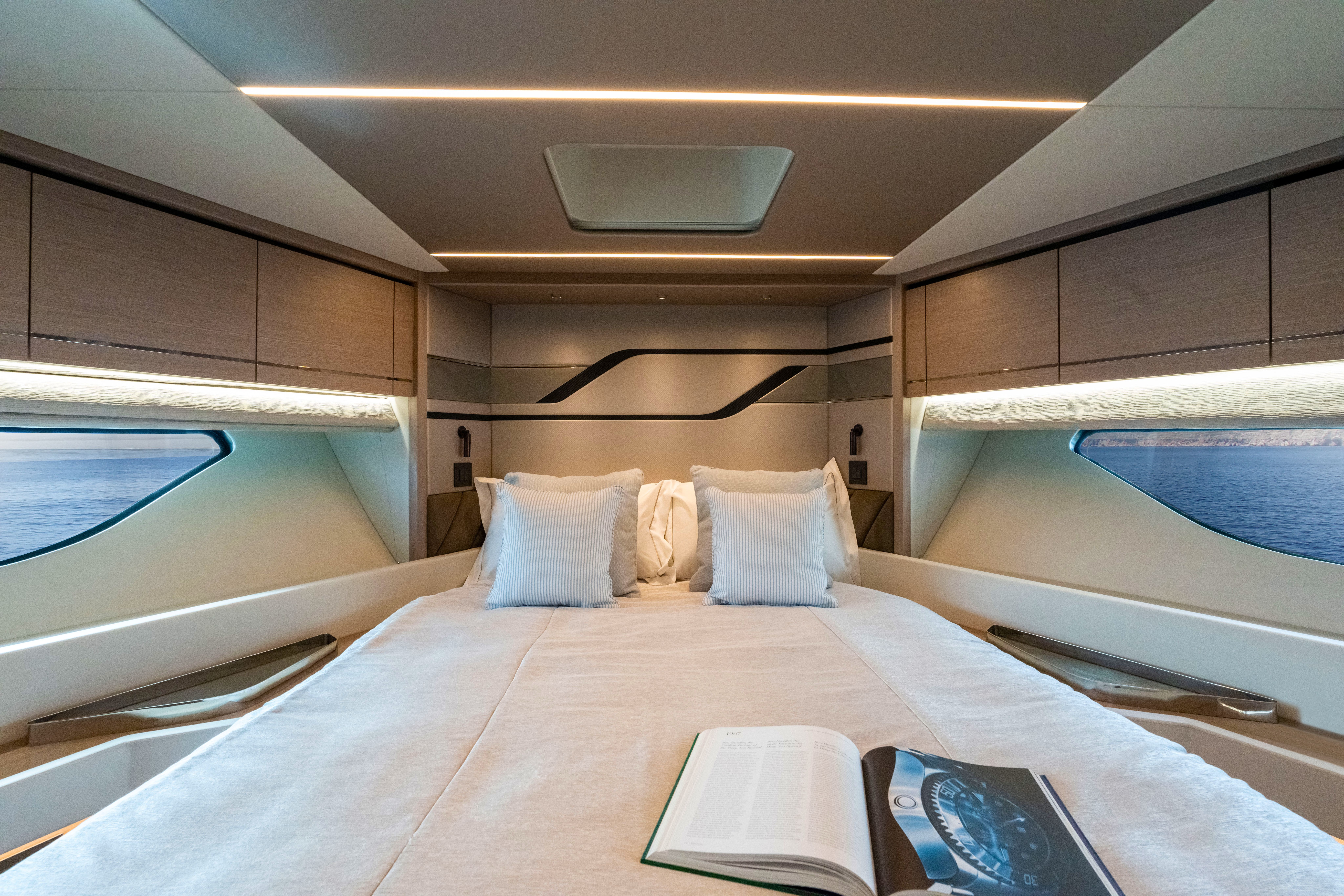 Sunseeker Predator 75 — photo 7