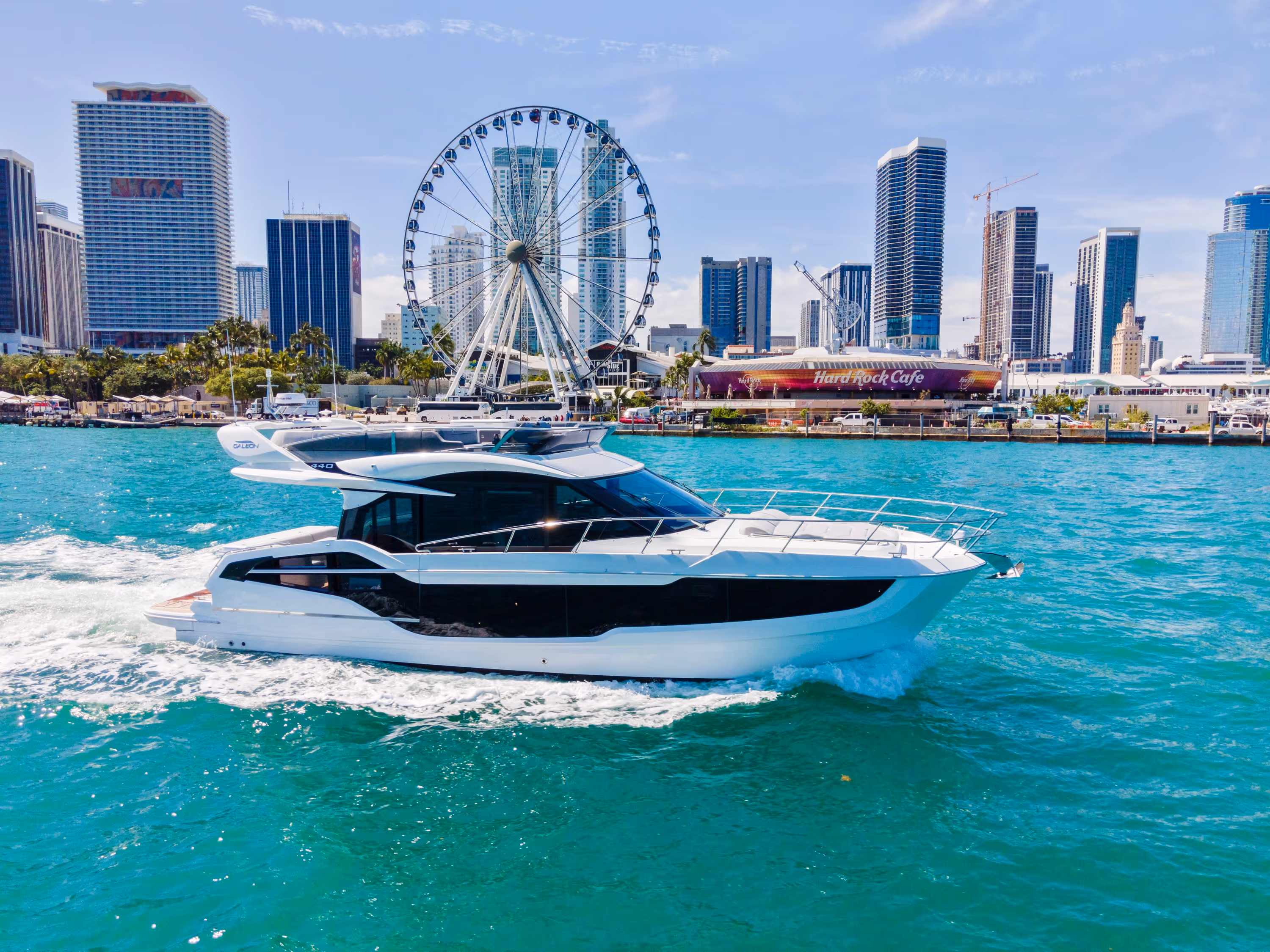 Galeon 440 FLY — photo 4