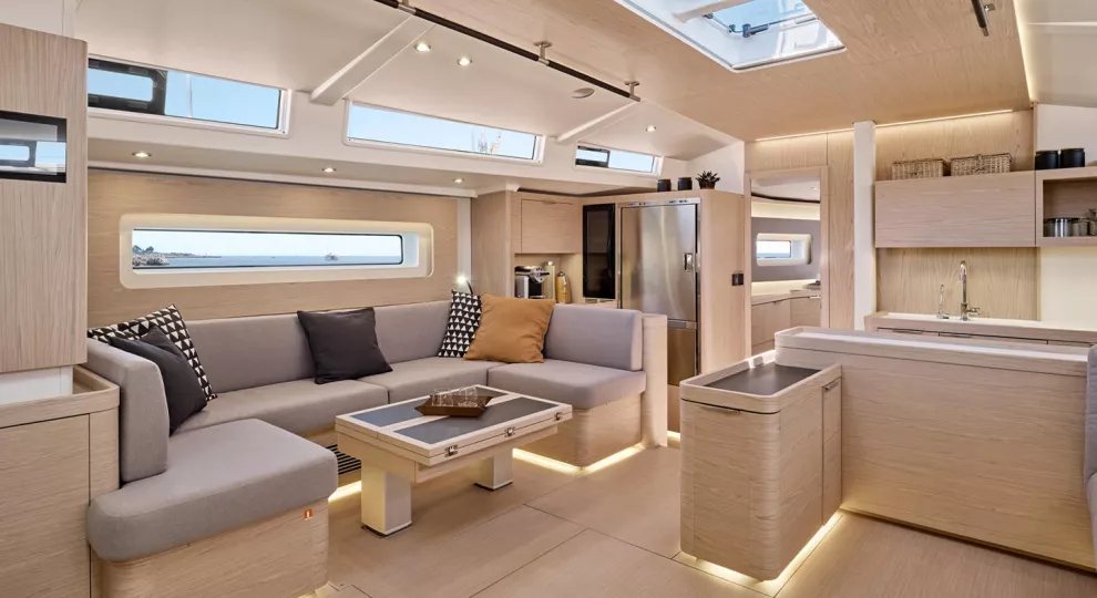 Beneteau Oceanis Yacht 60 — photo 11