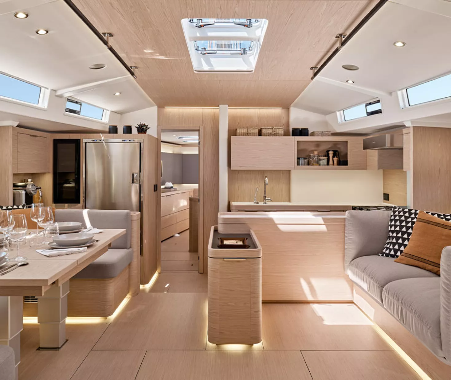 Beneteau Oceanis Yacht 60 — photo 10
