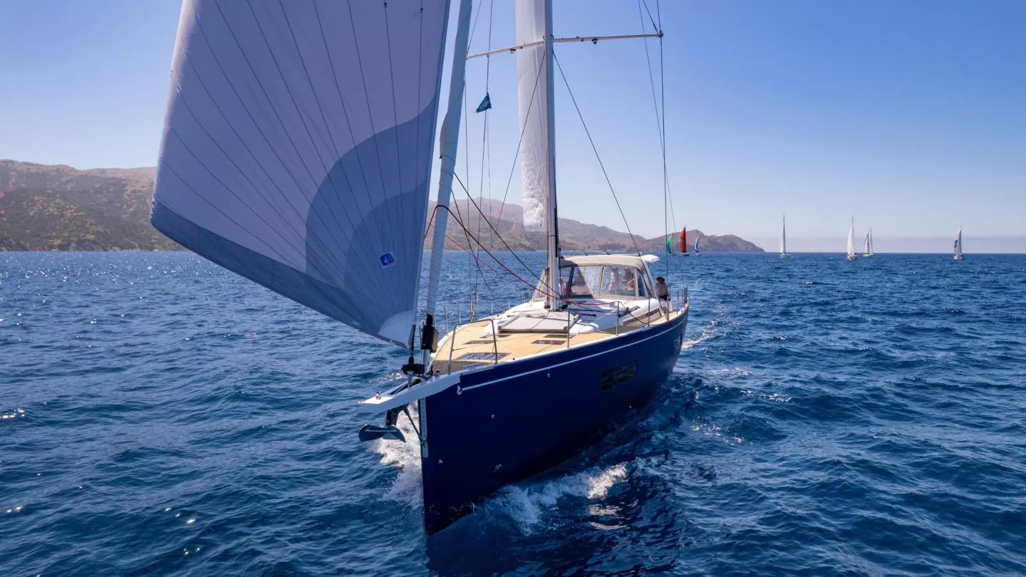 Beneteau Oceanis Yacht 60 — photo 8