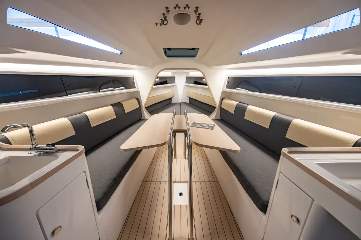 Italia Yachts IY 9.98 — photo 7