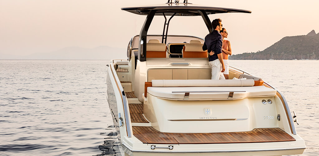 Invictus Yacht GT320 — photo 10
