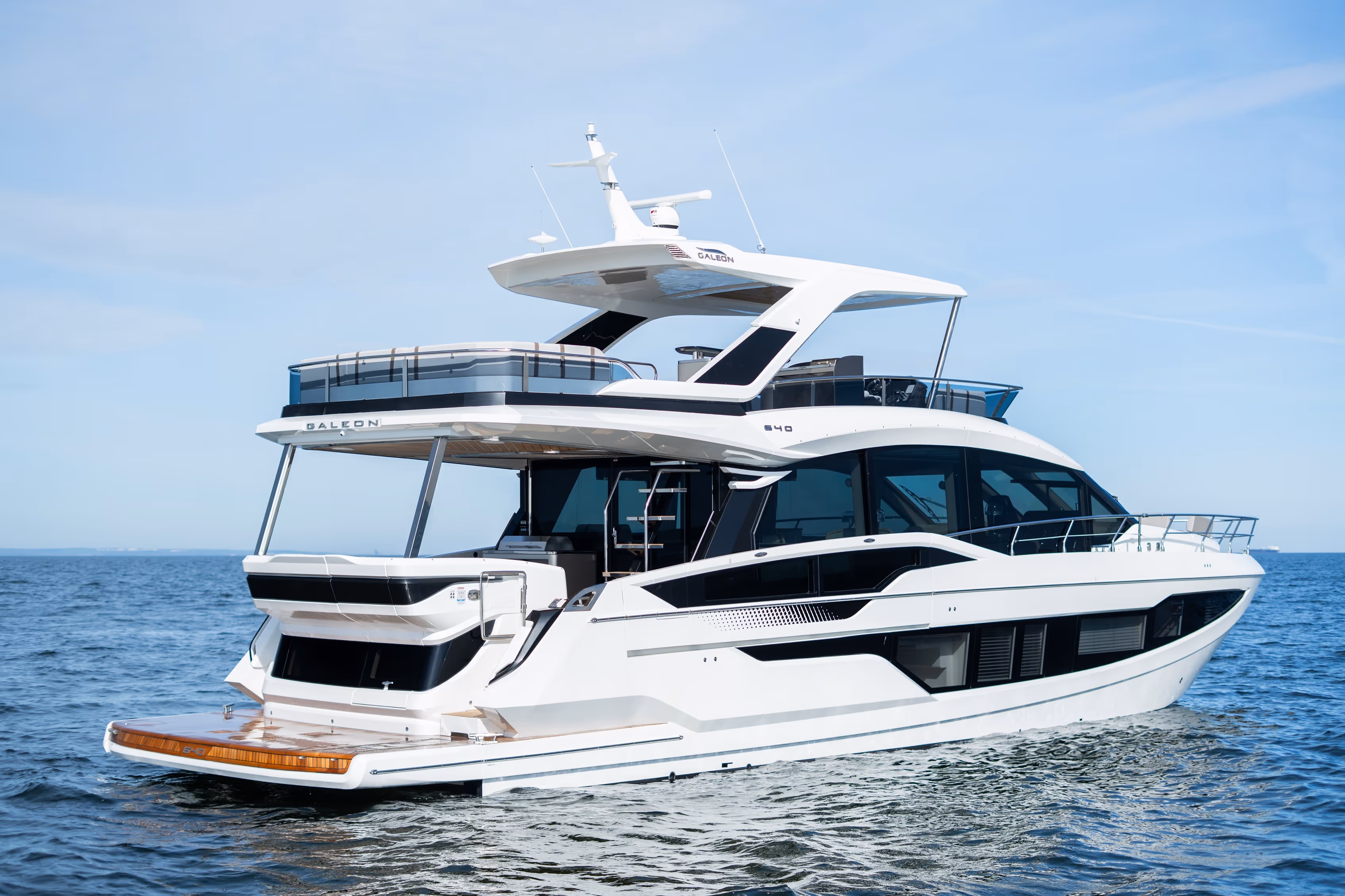Galeon 640 FLY — photo 4