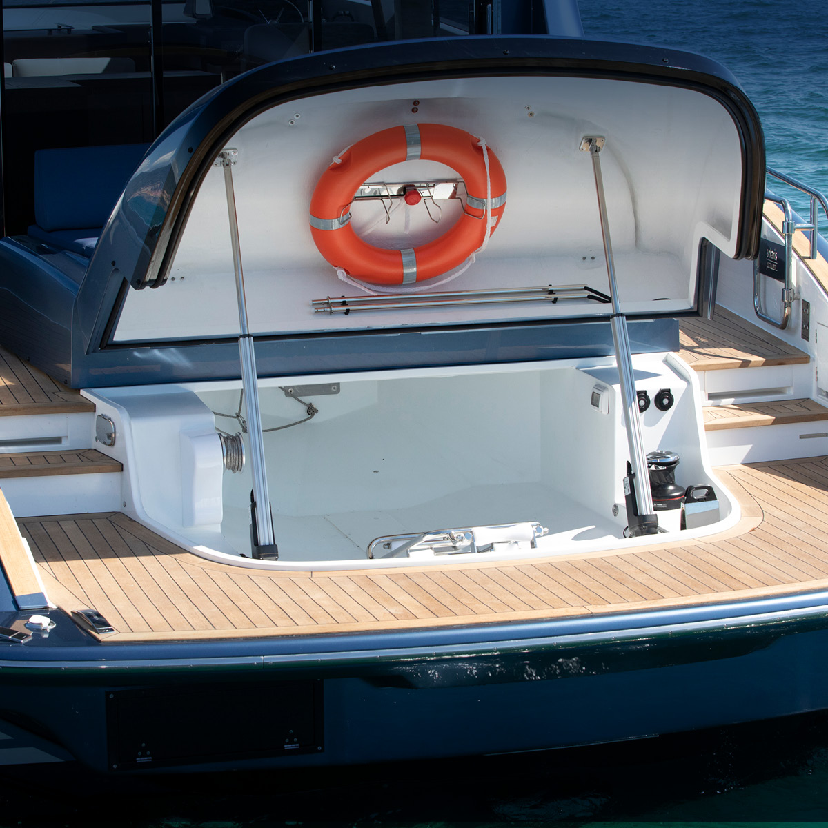 Solaris Power 48 Flybridge — photo 5