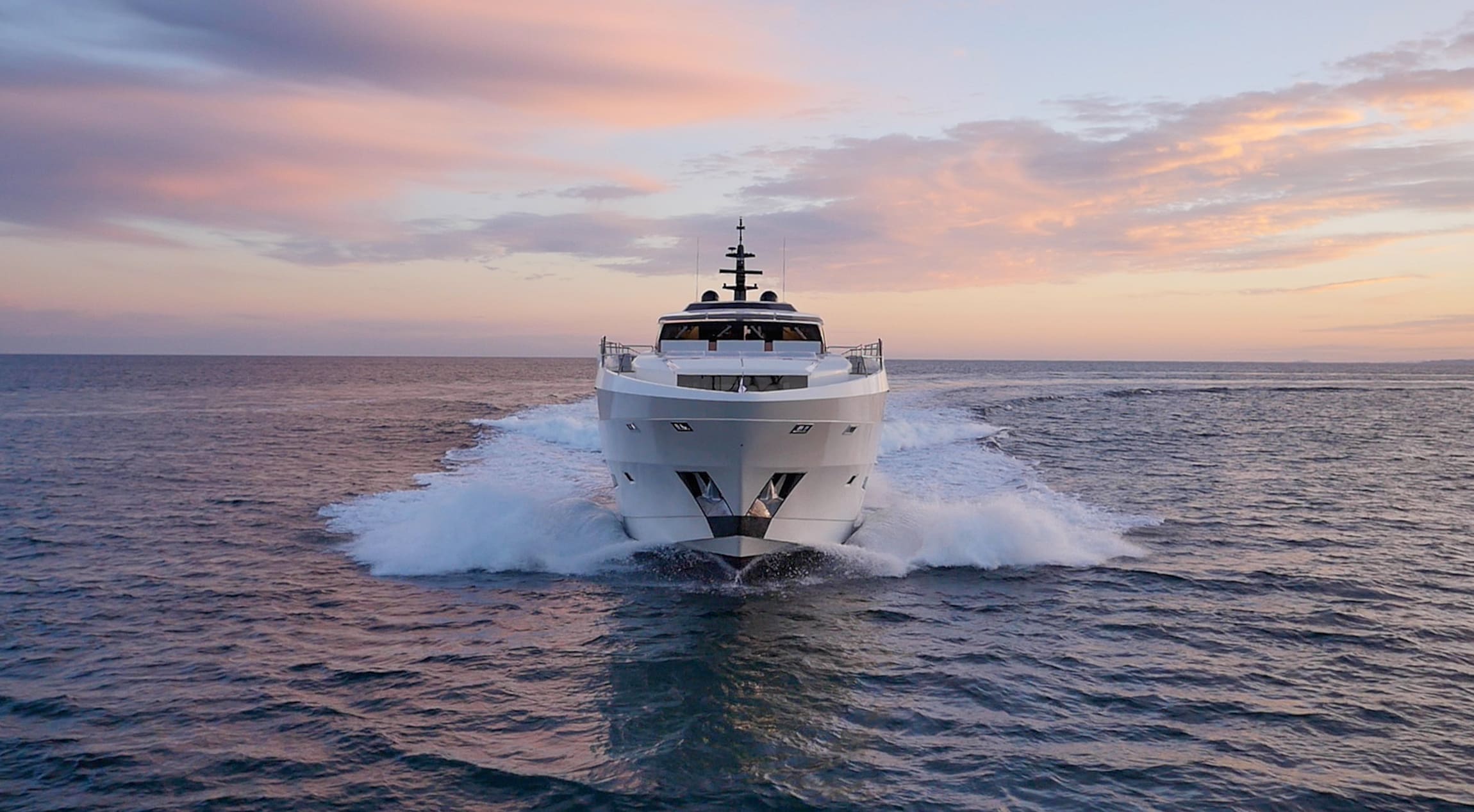 Astondoa 110 Century — photo 2