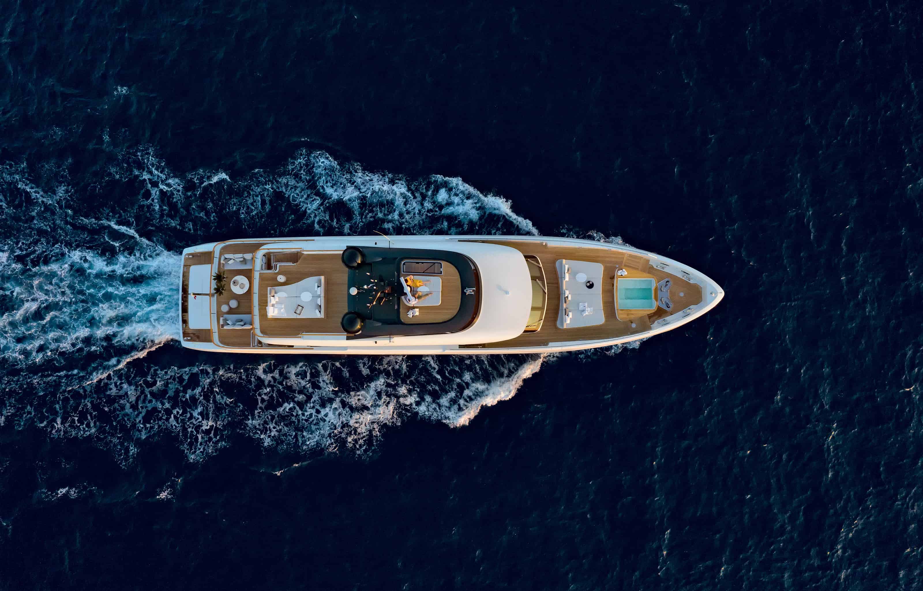 Benetti Motopanfilo 37M — photo 7
