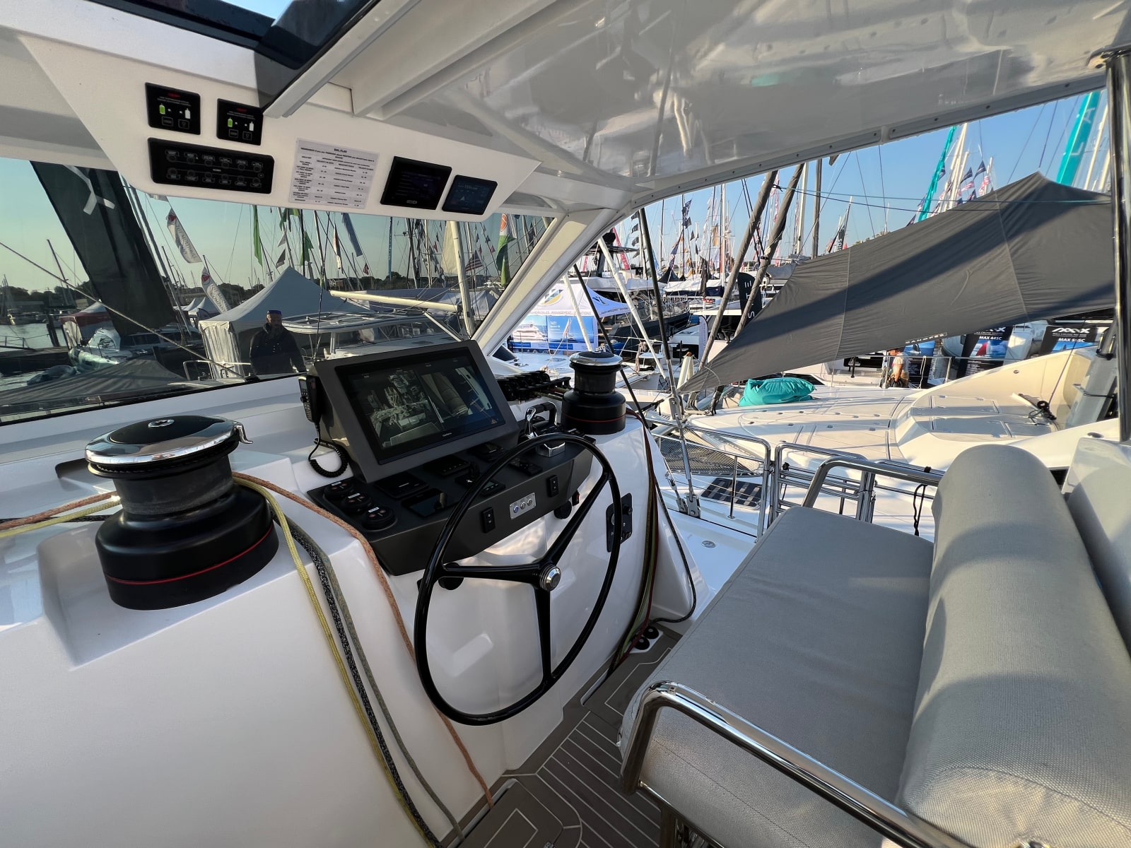 Xquisite Yachts Sixty Solar Sail — 照片 8