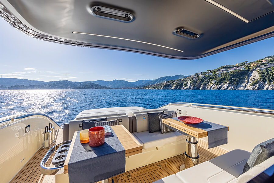 Invictus Yacht TT460 — photo 9