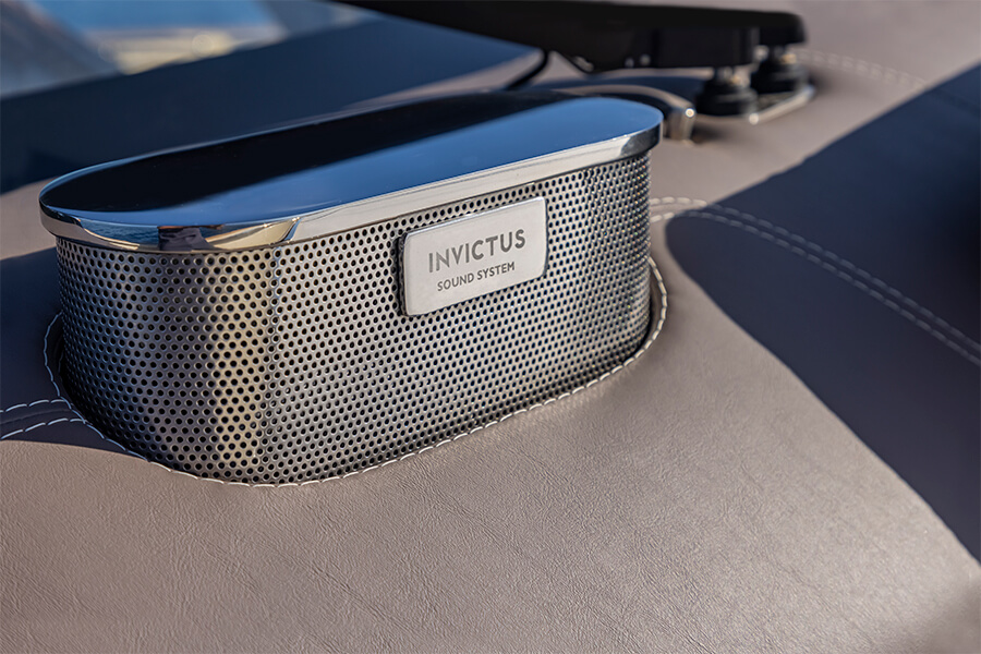 Invictus Yacht TT460 — photo 8