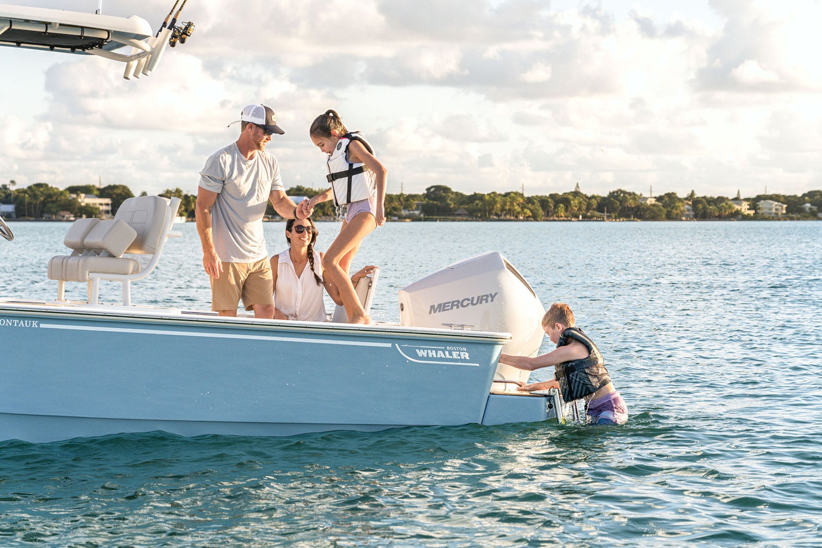 Boston Whaler 210 Montauk — photo 7