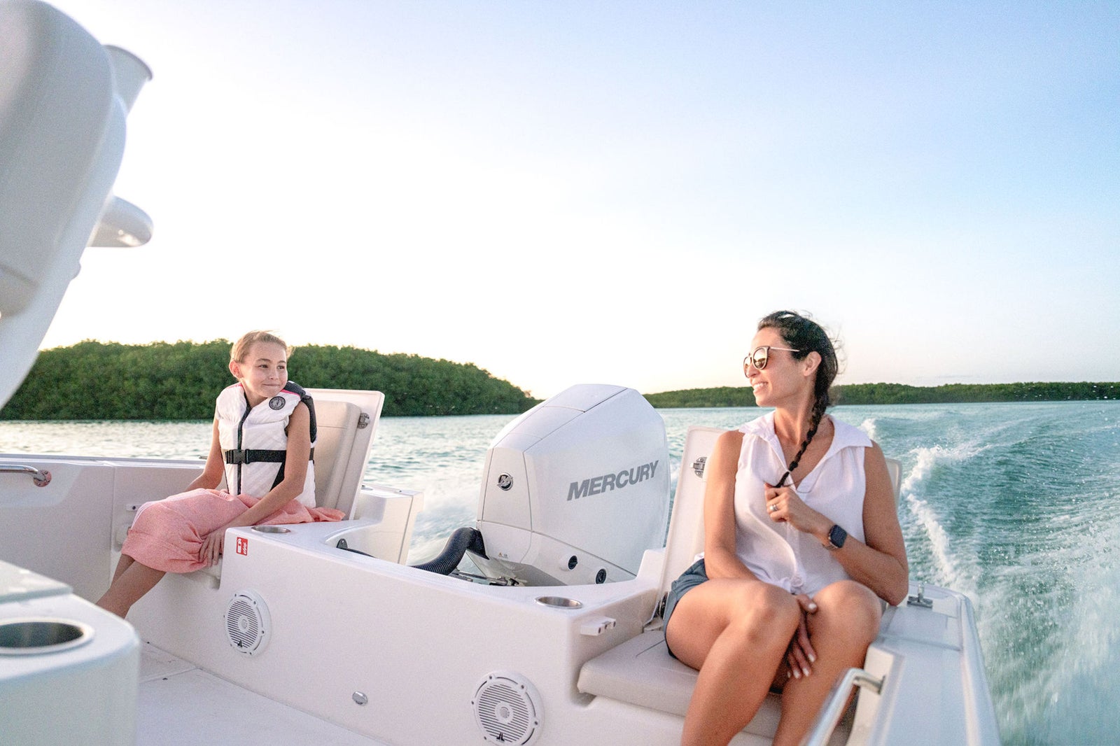 Boston Whaler 210 Montauk — photo 10