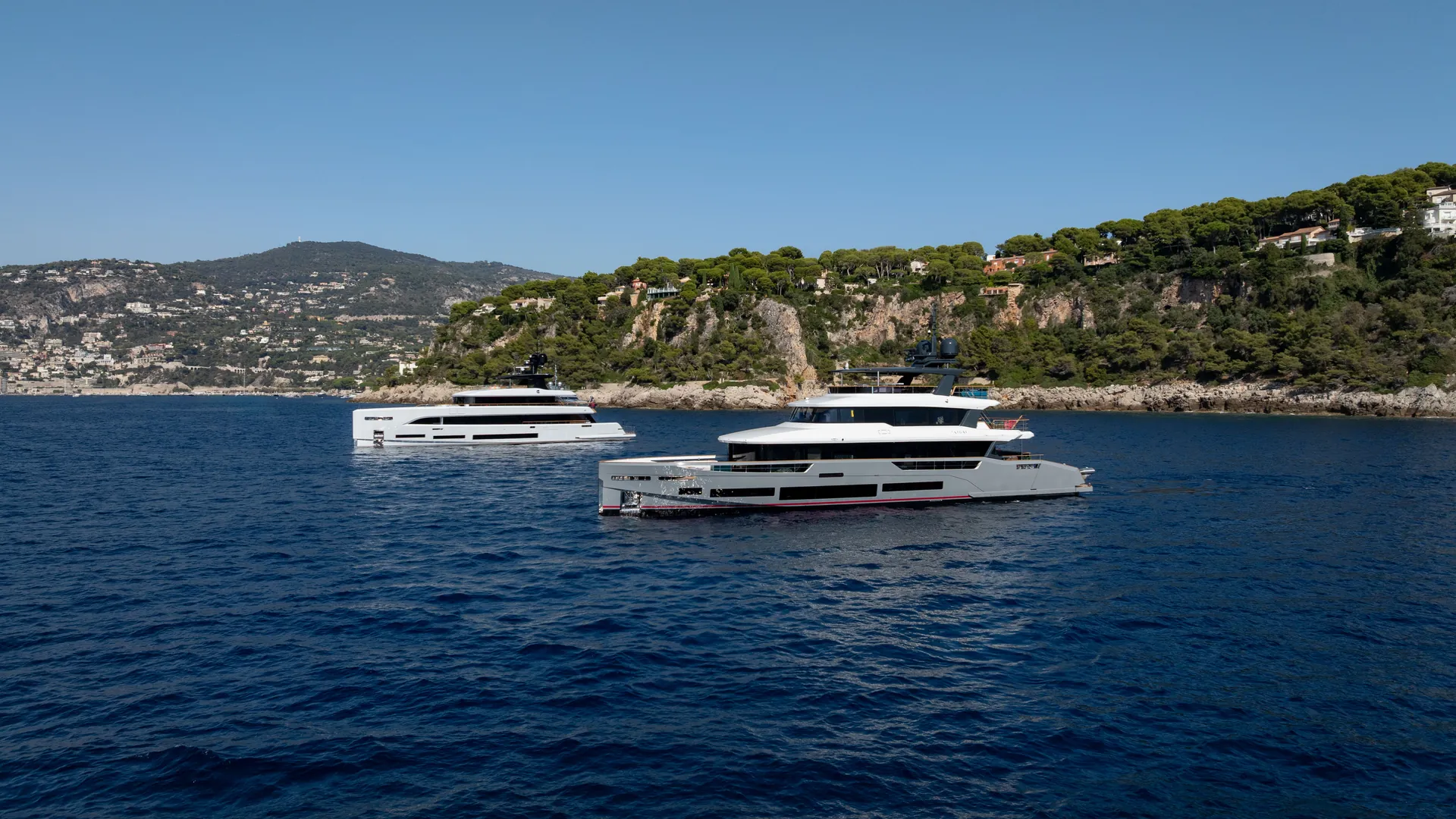 Sirena Superyachts 42M — photo 1