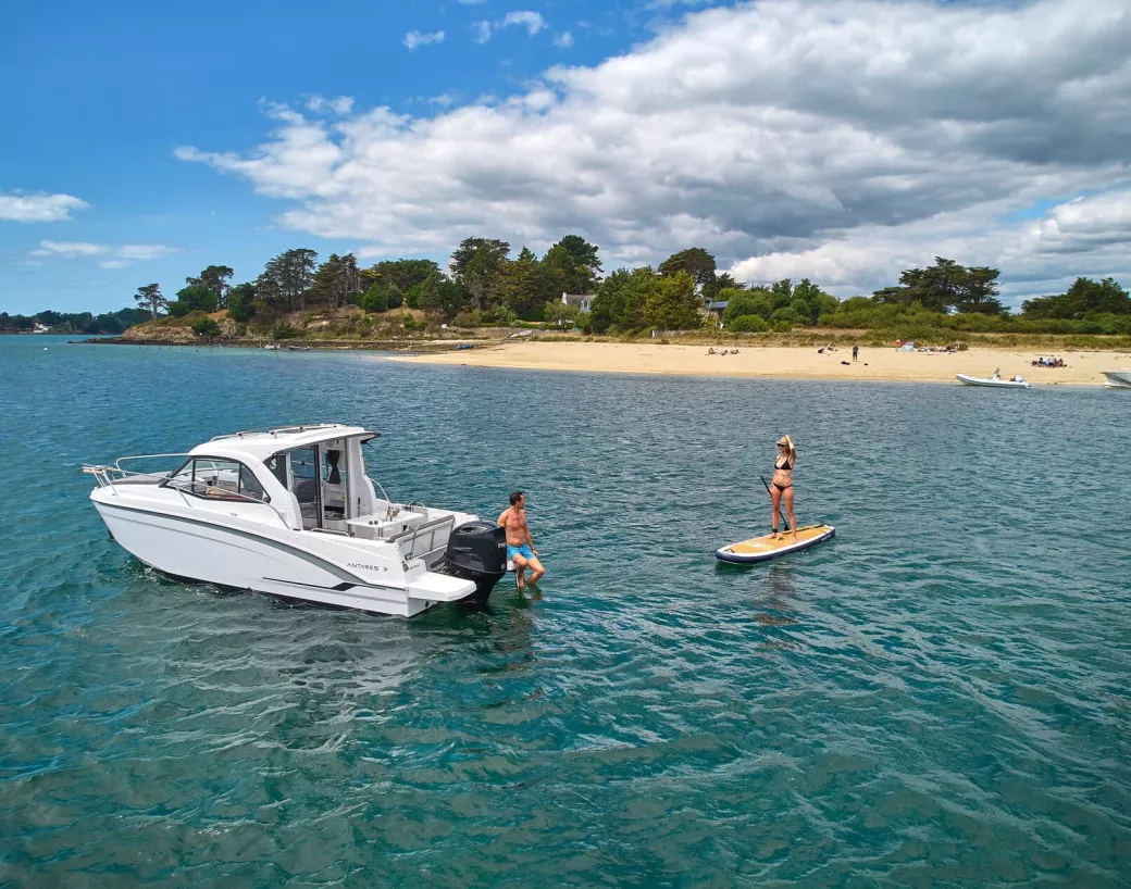 Beneteau Antares 7