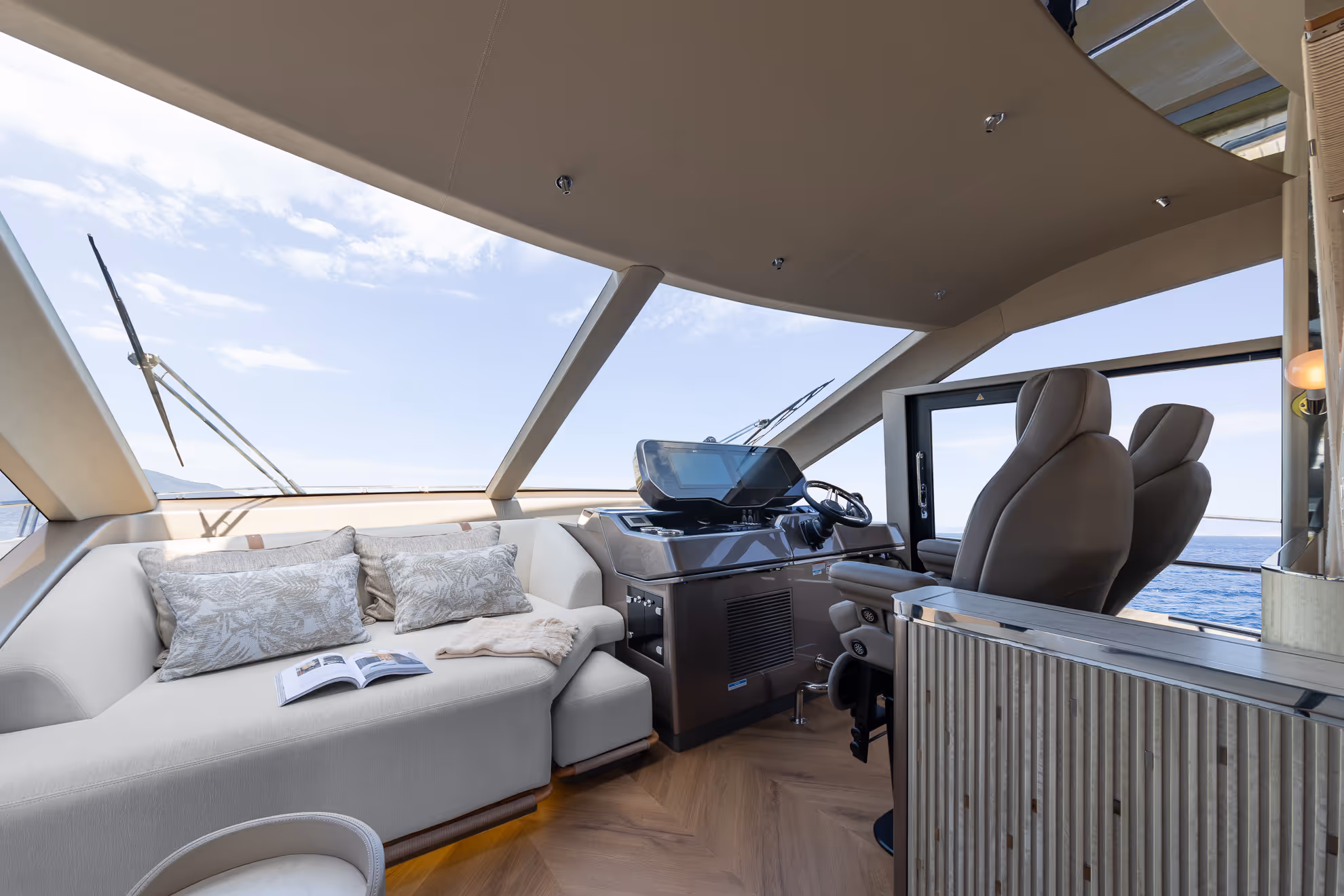 Galeon 620 FLY — photo 7