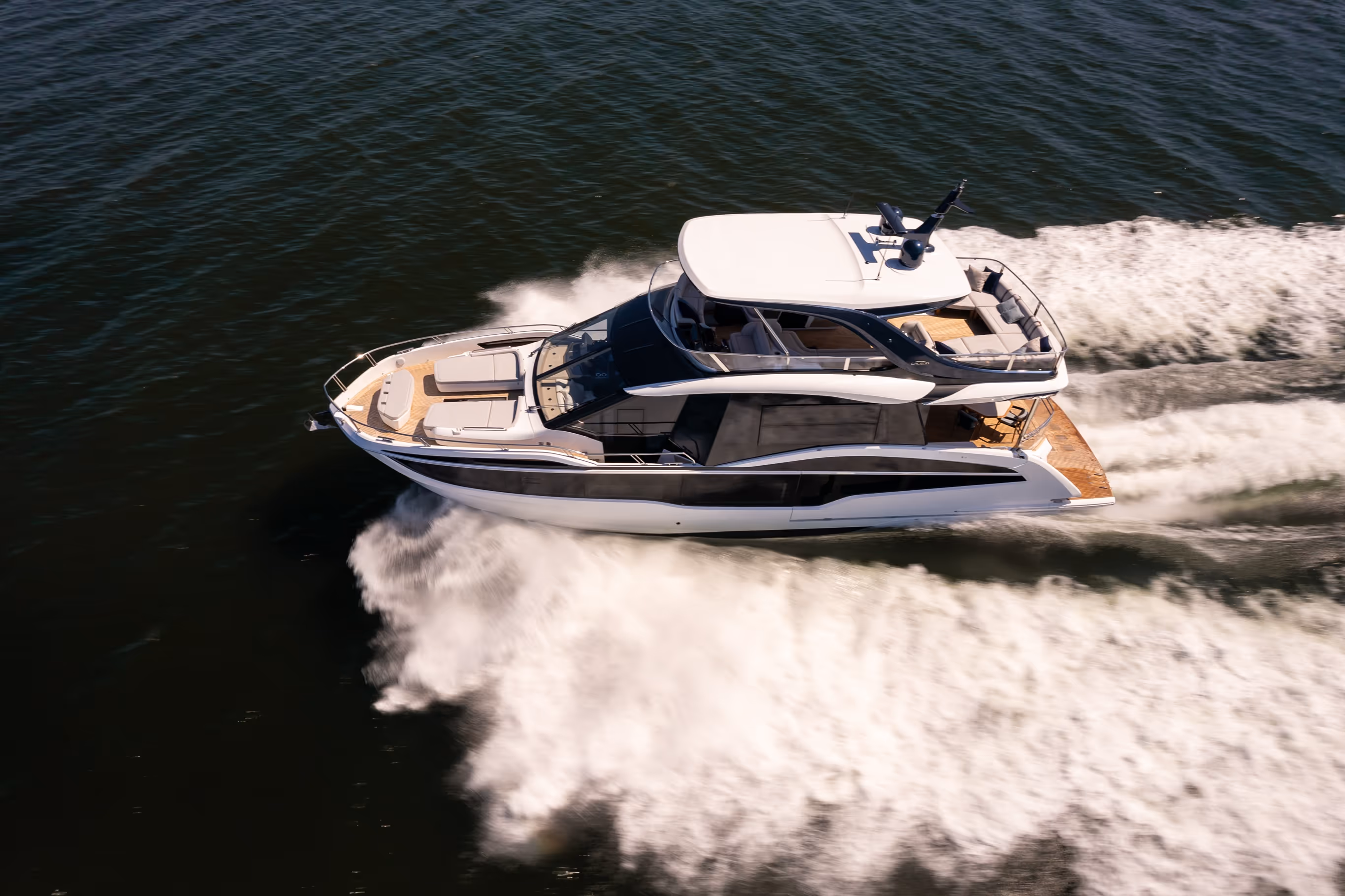 Galeon 620 FLY — photo 5