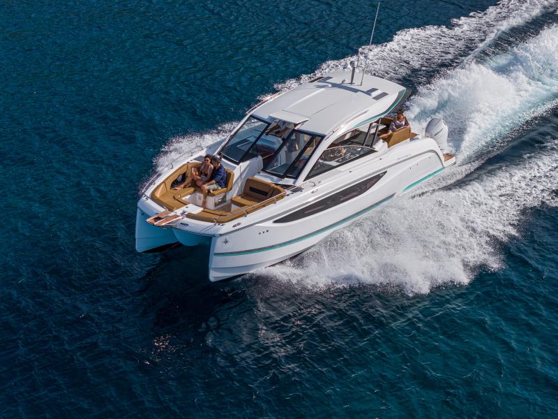 Jeanneau TH38 — photo 9