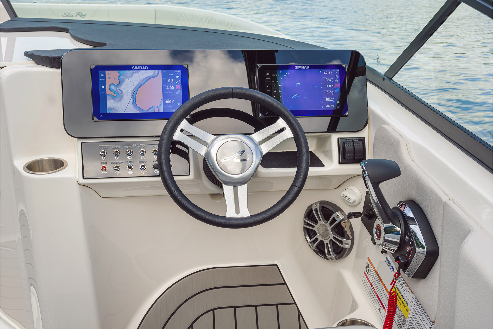 Sea Ray SDX 250 — photo 9