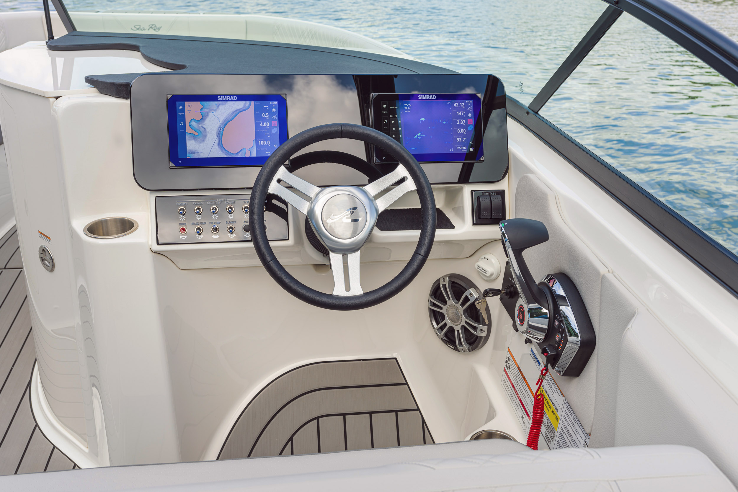 Sea Ray SDX 250 — photo 3