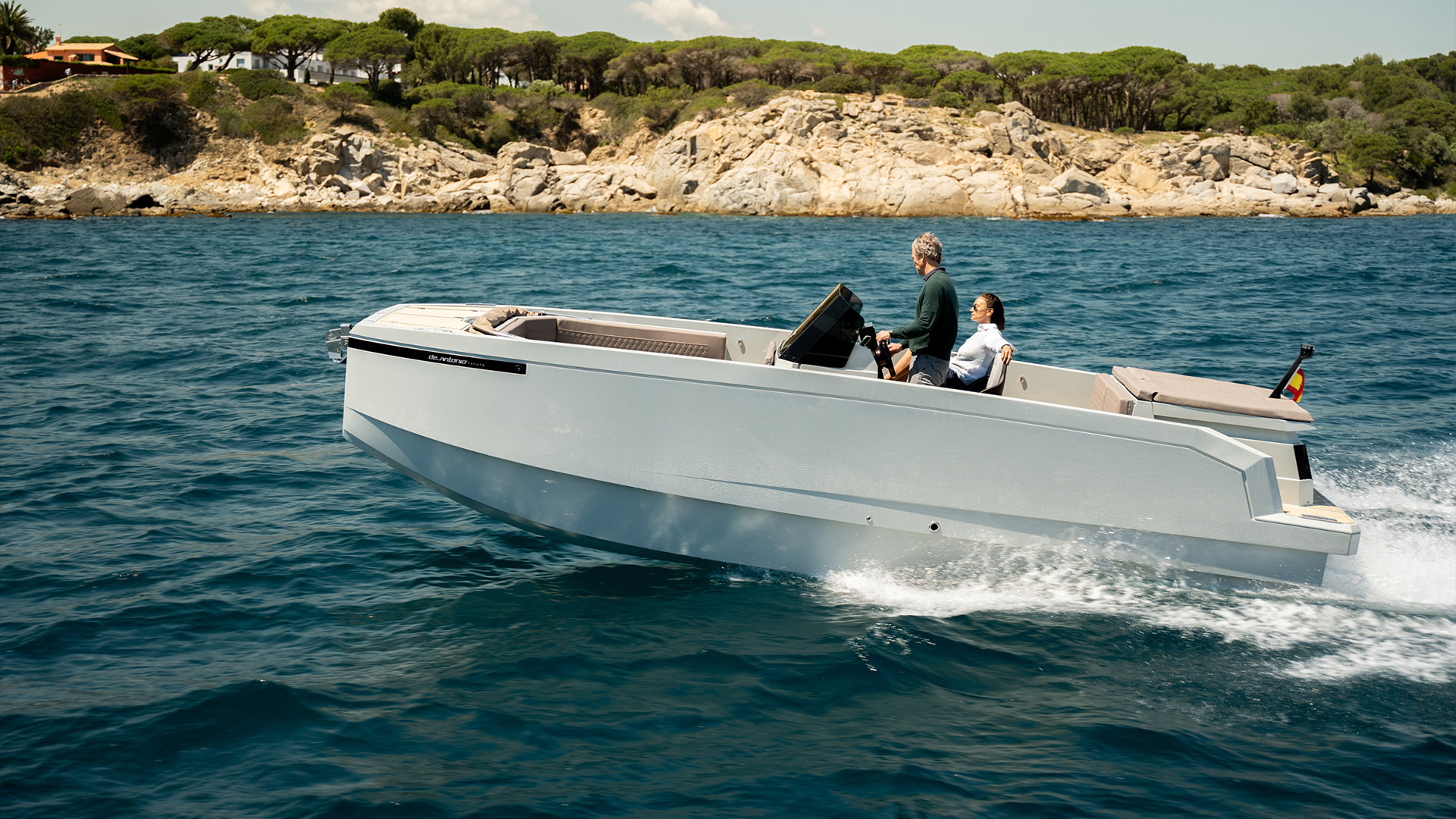 De Antonio Yachts E23 — photo 3