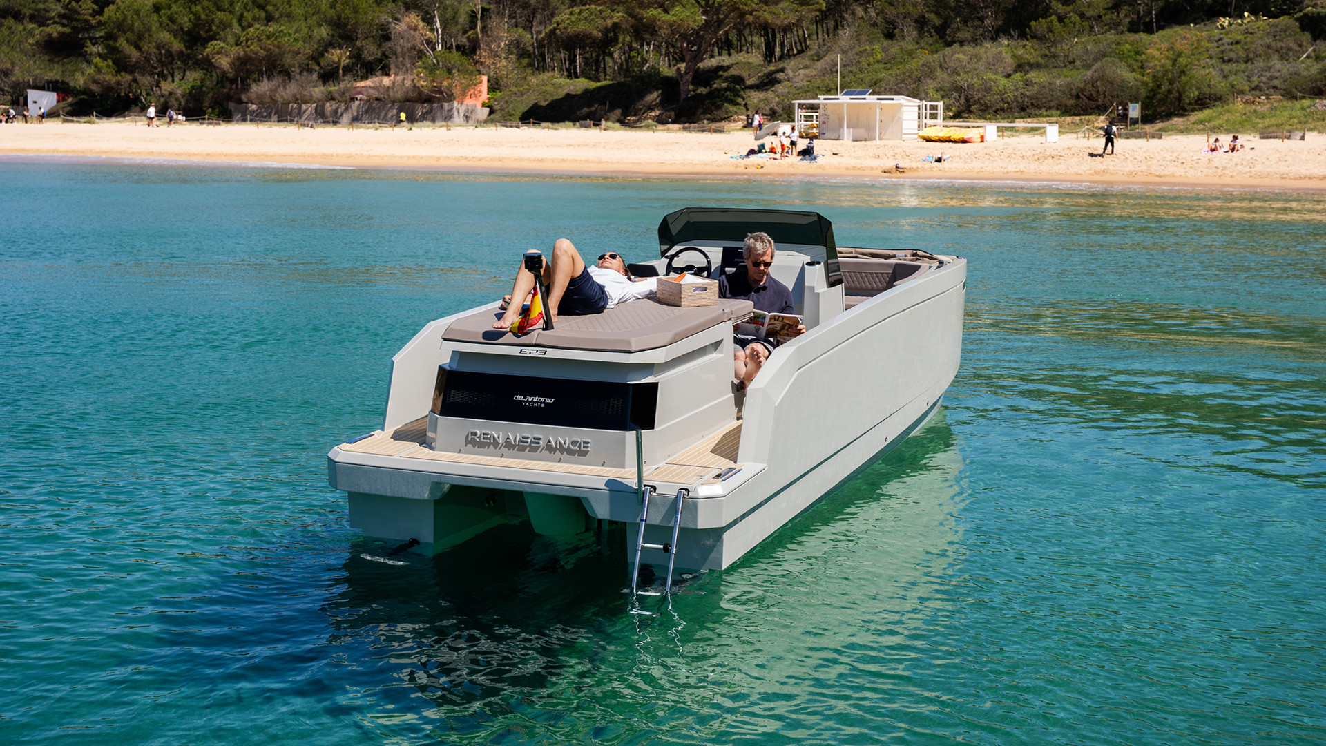 De Antonio Yachts E23 — photo 8