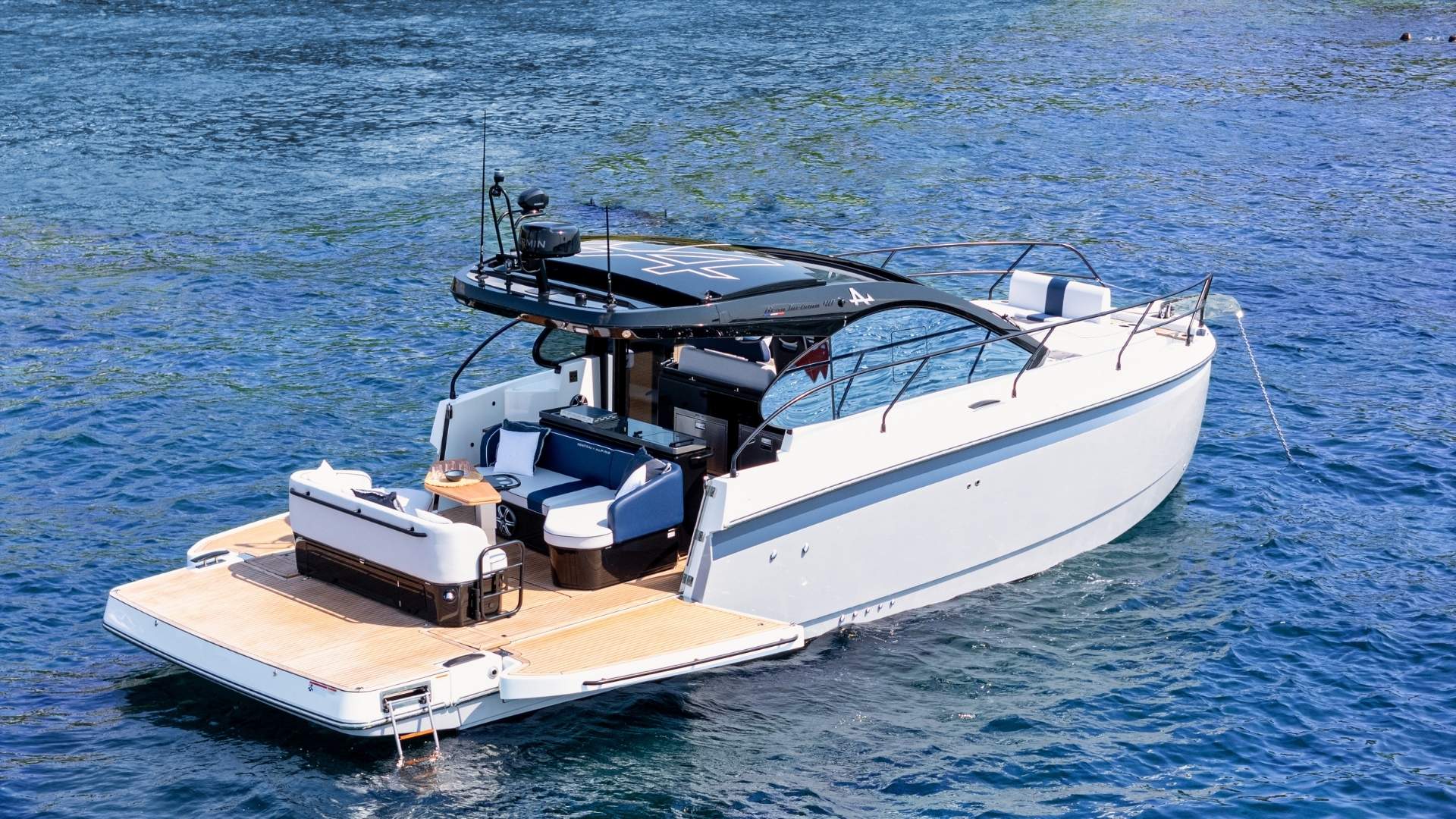 Beneteau Gran Turismo 40 Coupe — Foto 6
