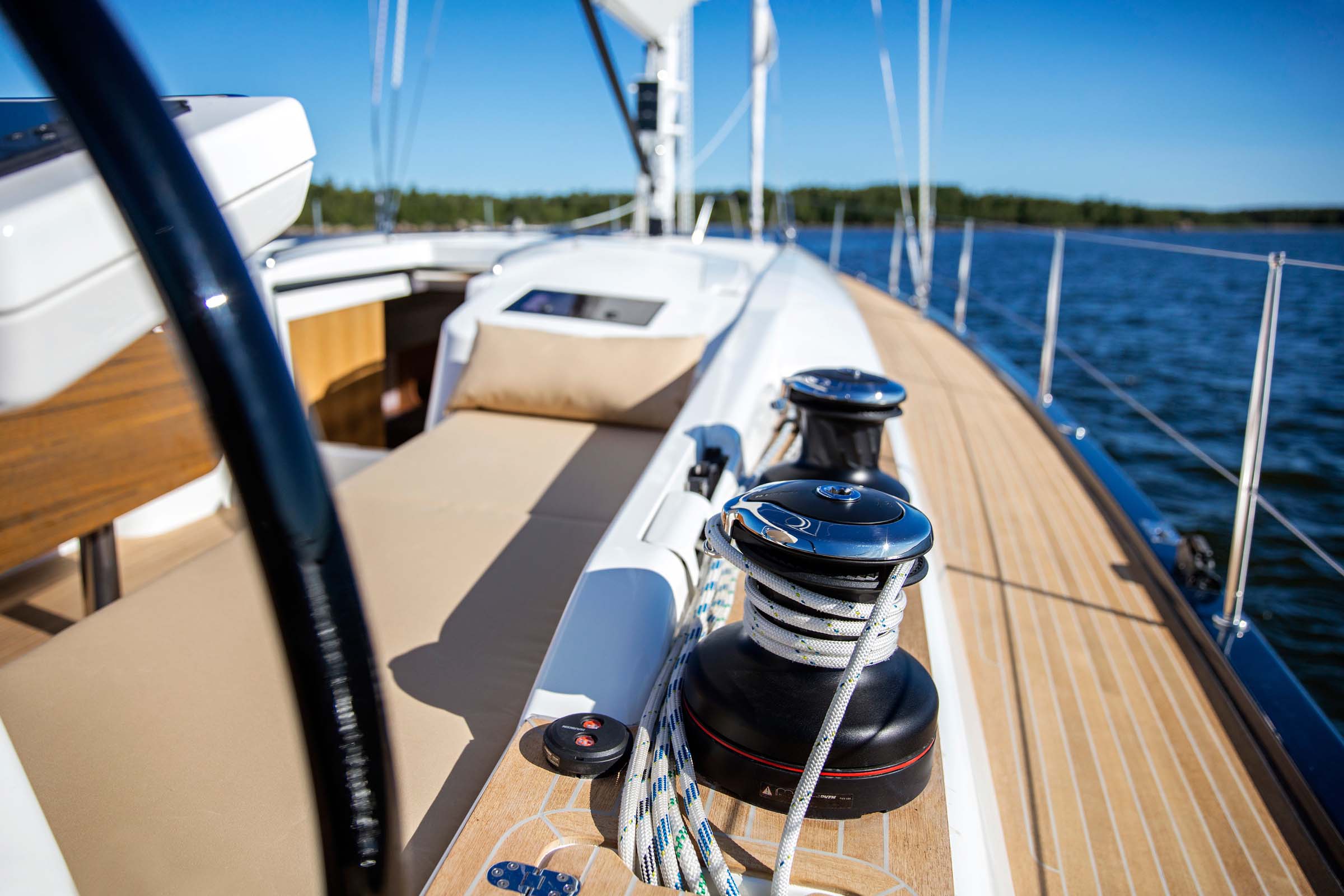 swan48 deck 1
