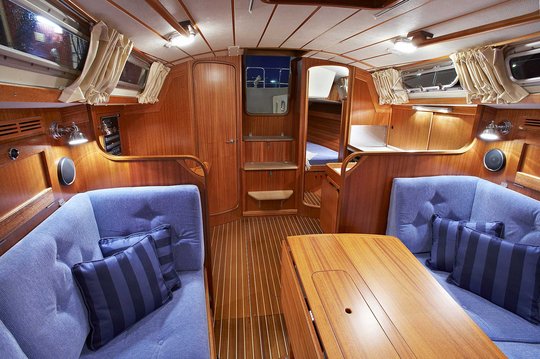 Hallberg-Rassy 31 Mk II — photo 5