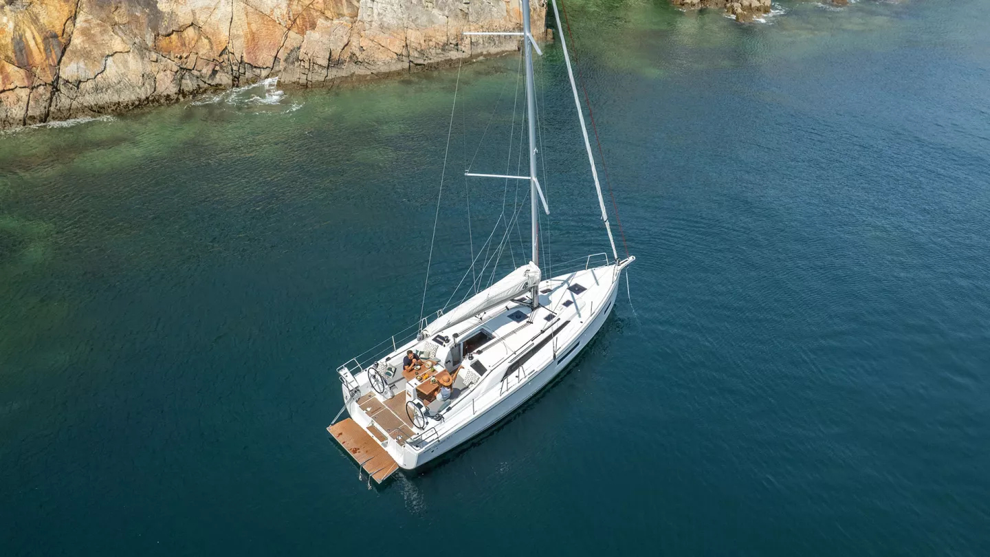 Beneteau Oceanis 37.1 — photo 4