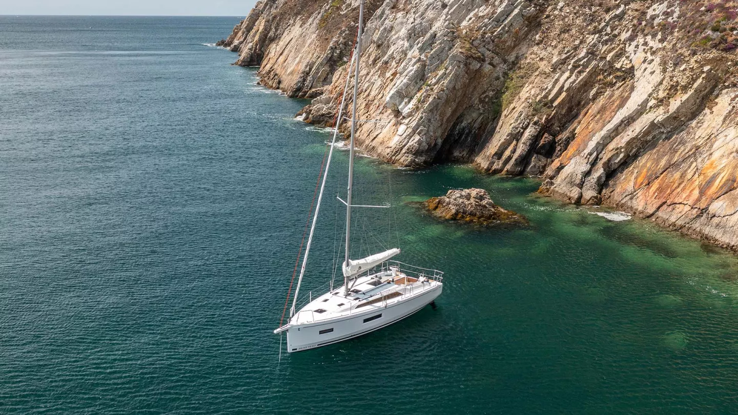 Beneteau Oceanis 37.1 — photo 5