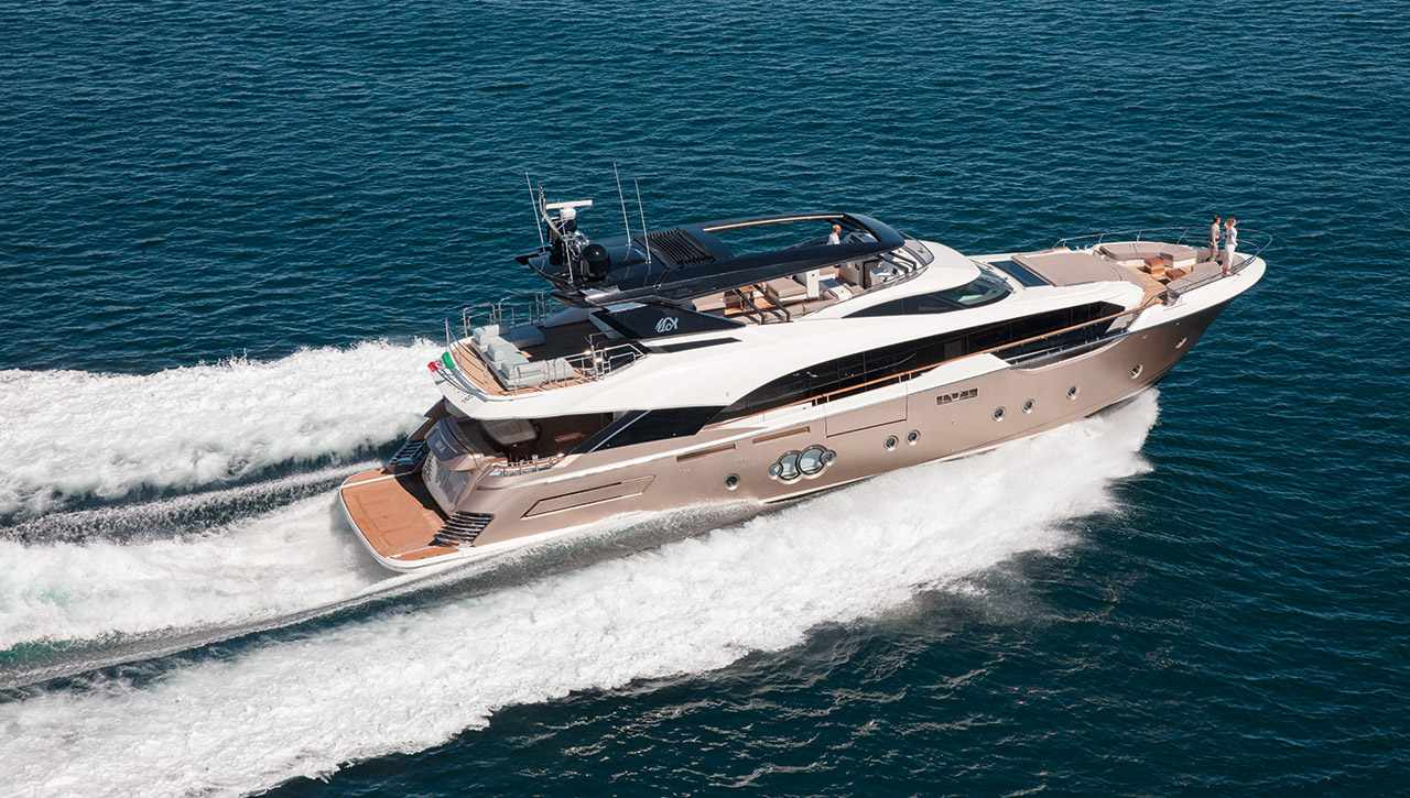 Monte Carlo Yachts MCY 96 — photo 2