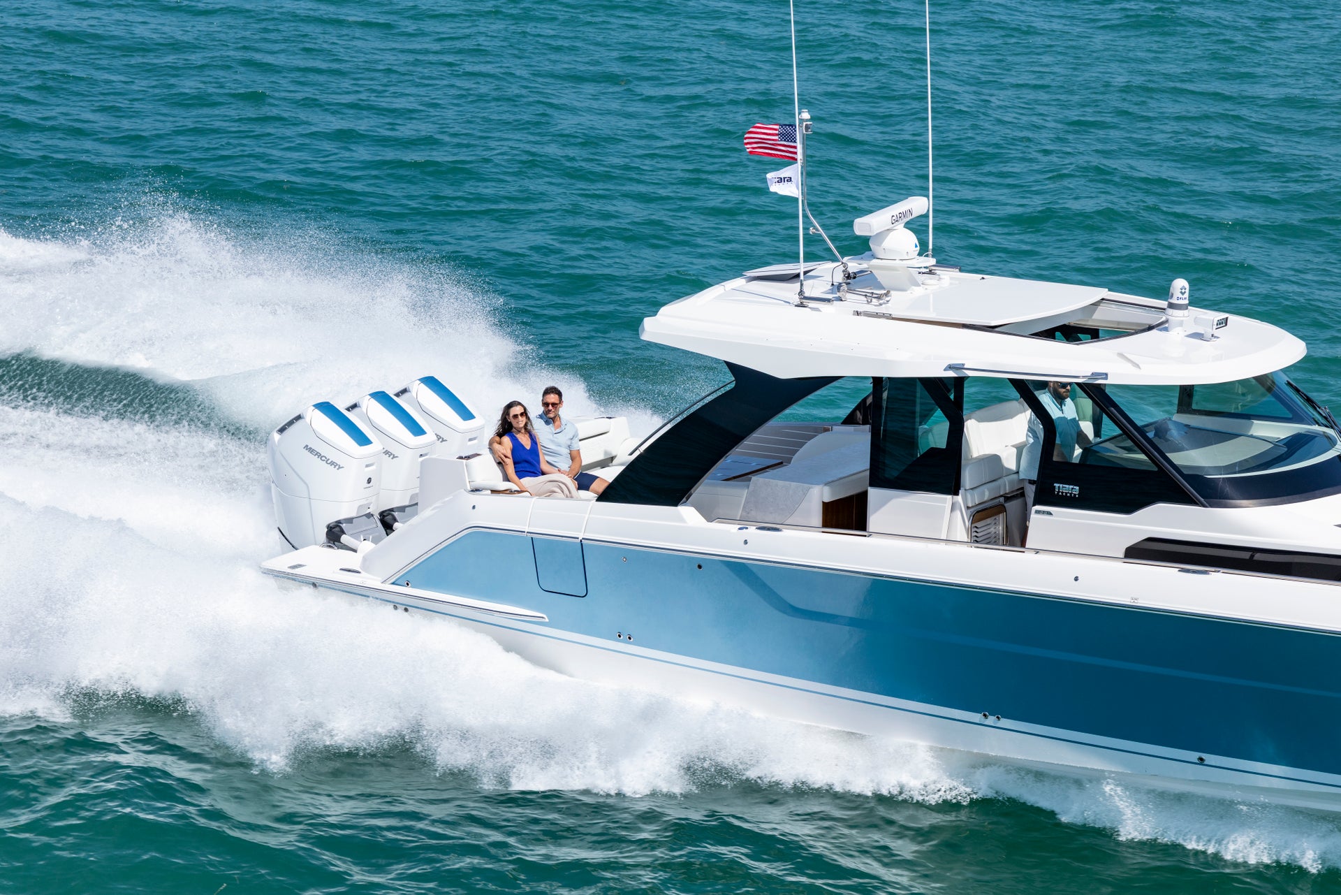 Tiara Yachts 46 LS — photo 3